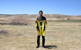 Ali Koç’tan tarlasına ”Fenerbahçe” yazan taraftara forma jesti