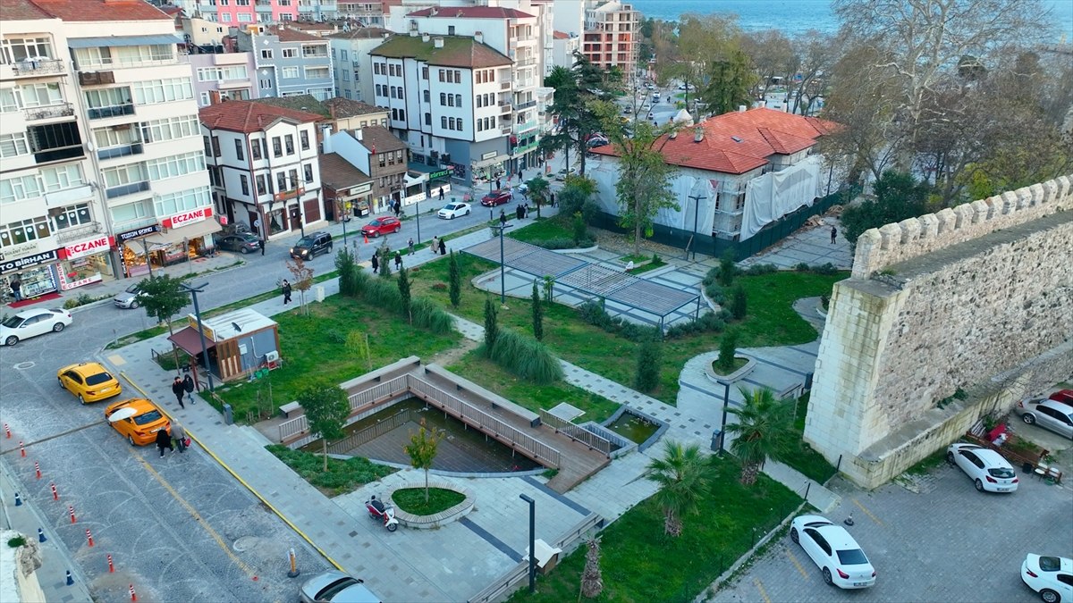 Murat Kurum’dan “Sinop Kent Meydanı” paylaşımı
